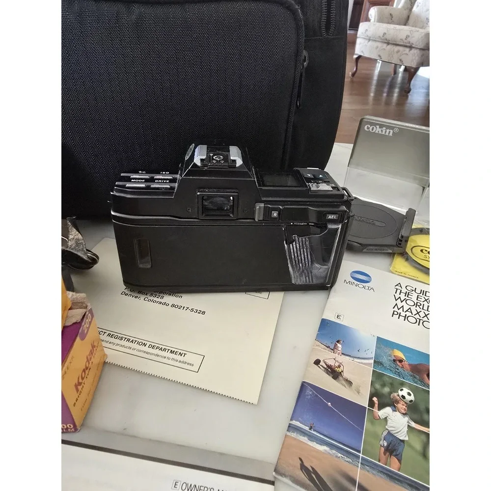 Minolta Maxxum 7000 35mm Film Camera Bundle, ‎ 4 Lenses, Flash, Filters, Manuals